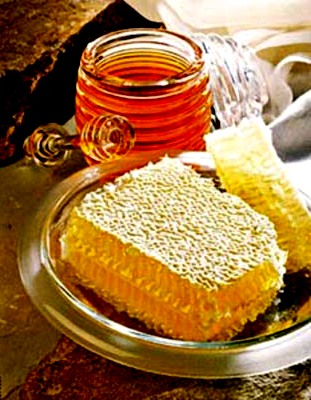Honey bee products - honey bee production (3)