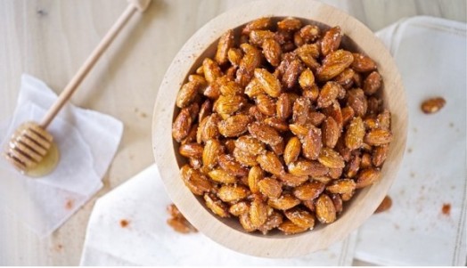 Honey roasted almonds - easy dessert ideas (2)