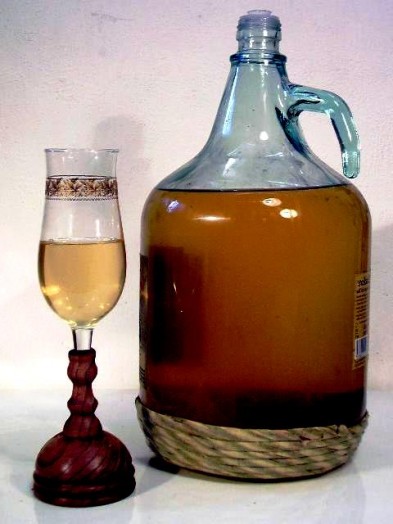 Mead honey wine - honey and vinegar drink (2)